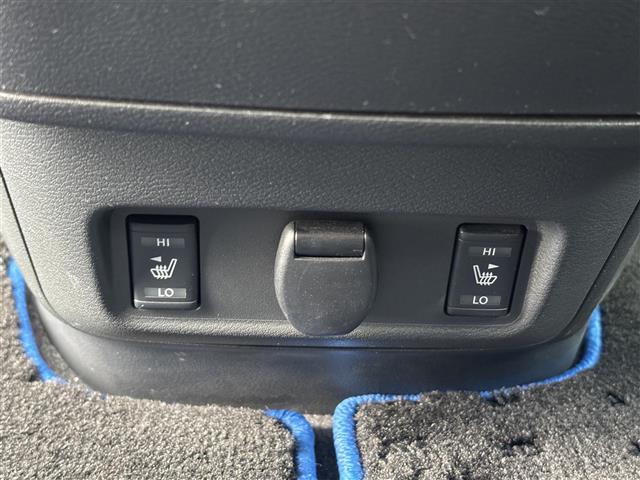 セレナ ｅ－パワー　ハイウェイスターＶ　純正１０インチナビ（フルセグ／ＢＴ／ＣＤ／ＤＶＤ）／フリップダウン／プロパイロット／全方位／ＢＳＭ／コーナーセンサー／衝突軽減／両側パワスラ／シートヒーター／ステアリングヒーター／後席サンシェード（14枚目）