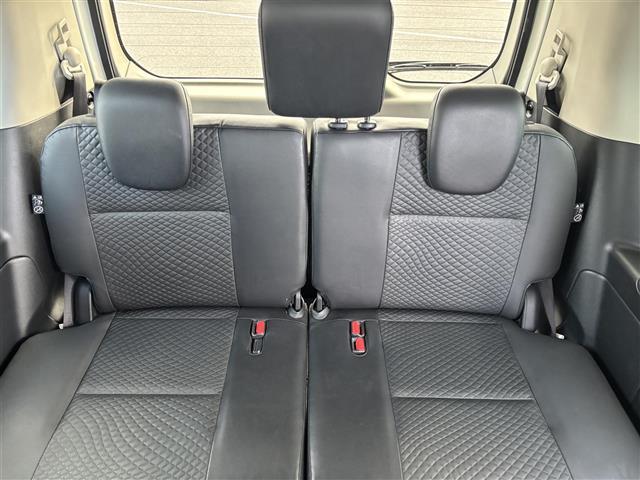 セレナ ｅ－パワー　ハイウェイスターＶ　純正１０インチナビ（フルセグ／ＢＴ／ＣＤ／ＤＶＤ）／フリップダウン／プロパイロット／全方位／ＢＳＭ／コーナーセンサー／衝突軽減／両側パワスラ／シートヒーター／ステアリングヒーター／後席サンシェード（17枚目）