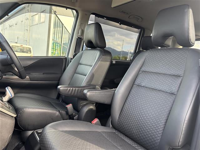 セレナ ｅ－パワー　ハイウェイスターＶ　純正１０インチナビ（フルセグ／ＢＴ／ＣＤ／ＤＶＤ）／フリップダウン／プロパイロット／全方位／ＢＳＭ／コーナーセンサー／衝突軽減／両側パワスラ／シートヒーター／ステアリングヒーター／後席サンシェード（35枚目）