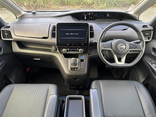 セレナ ｅ－パワー　ハイウェイスターＶ　純正１０インチナビ（フルセグ／ＢＴ／ＣＤ／ＤＶＤ）／フリップダウン／プロパイロット／全方位／ＢＳＭ／コーナーセンサー／衝突軽減／両側パワスラ／シートヒーター／ステアリングヒーター／後席サンシェード（42枚目）