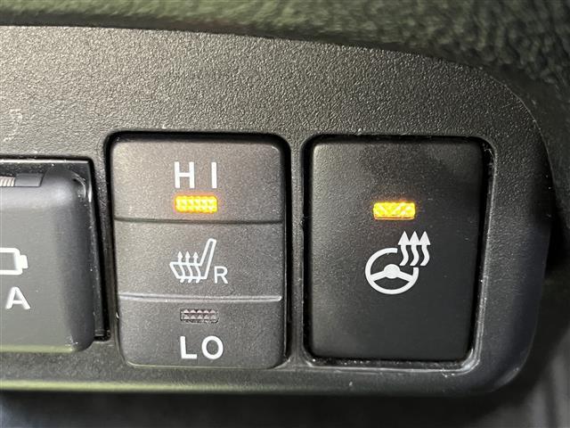 シエンタ ハイブリッドG クエロ 純正ナビ(フルセグ/BT/CD/DVD)/モデリスタ/クルーズコントロール/全方位/コーナーセンサー/衝突軽減/レーンキープ/両側パワスラ/シートヒーター/ステアリングヒーター/ETC(9枚目)