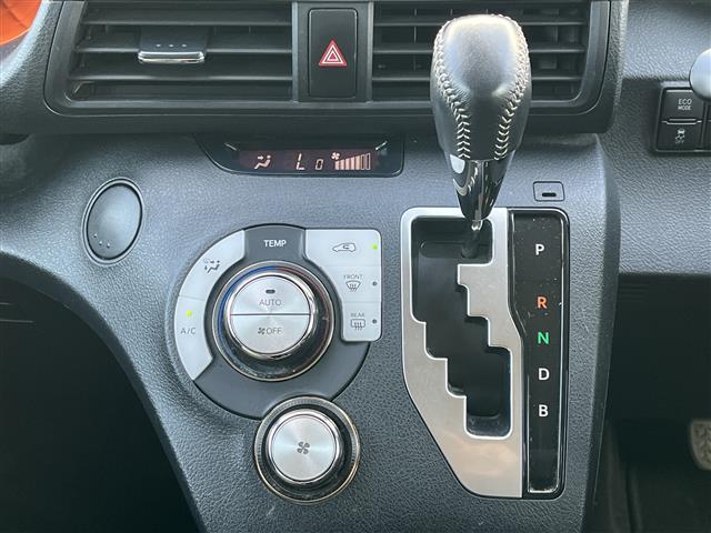 シエンタ ハイブリッドG クエロ 純正ナビ(フルセグ/BT/CD/DVD)/モデリスタ/クルーズコントロール/全方位/コーナーセンサー/衝突軽減/レーンキープ/両側パワスラ/シートヒーター/ステアリングヒーター/ETC(26枚目)