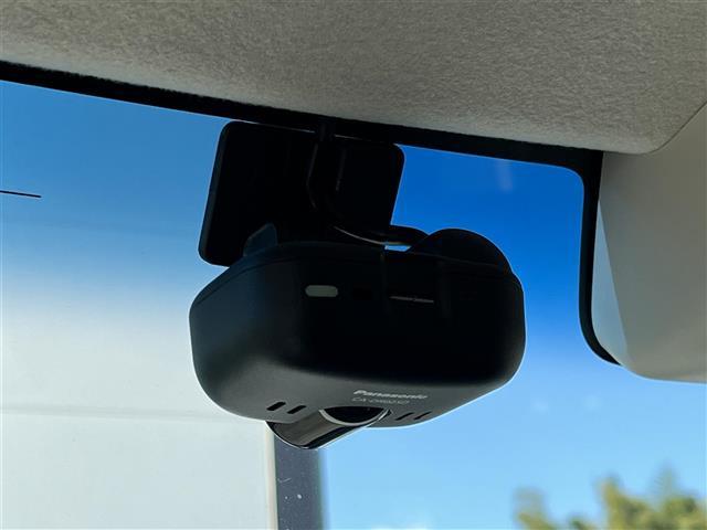 Ｎ－ＢＯＸ Ｇ・Ｌホンダセンシング　カッパーブラウンスタイル　Ｐａｎａｓｏｎｉｃナビ（フルセグ／ＢＴ／ＣＤ／ＤＶＤ）／レーダークルーズコントロール／バックカメラ／衝突軽減／レーンキープ／コーナーセンサー／両側パワスラ／後席サンシェード／ドラレコ／ＥＴＣ（6枚目）