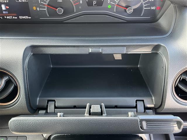 Ｎ－ＢＯＸ Ｇ・Ｌホンダセンシング　カッパーブラウンスタイル　Ｐａｎａｓｏｎｉｃナビ（フルセグ／ＢＴ／ＣＤ／ＤＶＤ）／レーダークルーズコントロール／バックカメラ／衝突軽減／レーンキープ／コーナーセンサー／両側パワスラ／後席サンシェード／ドラレコ／ＥＴＣ（30枚目）