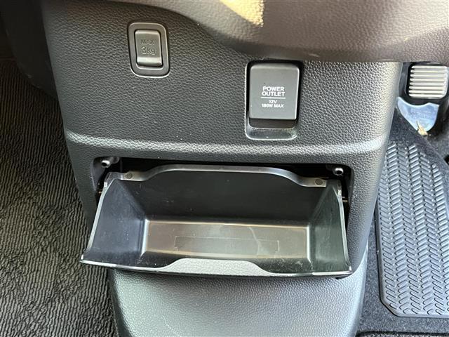 Ｎ－ＢＯＸ Ｇ・Ｌホンダセンシング　カッパーブラウンスタイル　Ｐａｎａｓｏｎｉｃナビ（フルセグ／ＢＴ／ＣＤ／ＤＶＤ）／レーダークルーズコントロール／バックカメラ／衝突軽減／レーンキープ／コーナーセンサー／両側パワスラ／後席サンシェード／ドラレコ／ＥＴＣ（32枚目）