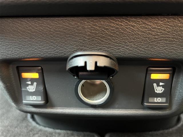 セレナ ｅ－パワー　ハイウェイスターＶ　純正ナビ　フルセグ　Ｂｌｕｅｔｏｏｔｈ　ＵＳＢ／ＡＵＸ　フリップダウン　全方位カメラ　ＥＴＣ　ドライブレコーダー　追従型クルーズコントロール　両側パワースライドドア　前席シートヒーター　オートライト（29枚目）