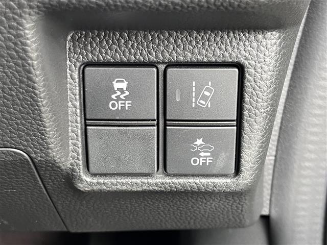 N-BOXカスタム G・Lターボホンダセンシング 純正ナビ(フルセグ/BT/CD/DVD)/レーダークルーズコントロール/バックカメラ/コーナーセンサー/衝突軽減/レーンキープ/両側パワスラ/ハーフレザー/シートヒーター/後席サンシェード/ETC(8枚目)