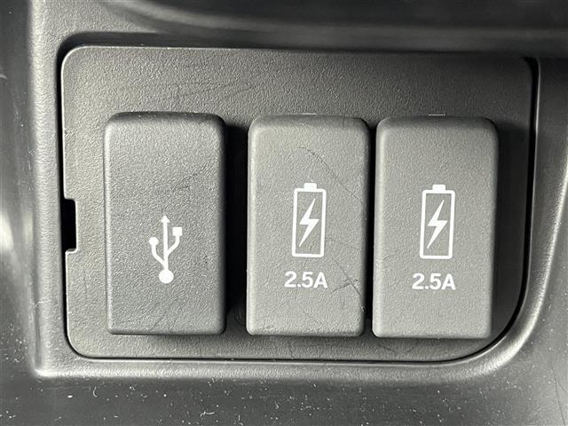 N-BOXカスタム G・Lターボホンダセンシング 純正ナビ(フルセグ/BT/CD/DVD)/レーダークルーズコントロール/バックカメラ/コーナーセンサー/衝突軽減/レーンキープ/両側パワスラ/ハーフレザー/シートヒーター/後席サンシェード/ETC(27枚目)