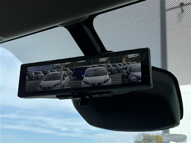 セレナ ハイウェイスターV Vセレクション 純正ナビ(フルセグ/BT/CD/DVD)/フリップダウン/レーダークルーズコントロール/プロパイロット/全方位/パドルシフト/BSM/コーナーセンサー/衝突軽減/両側パワスラ/後席サンシェード(6枚目)