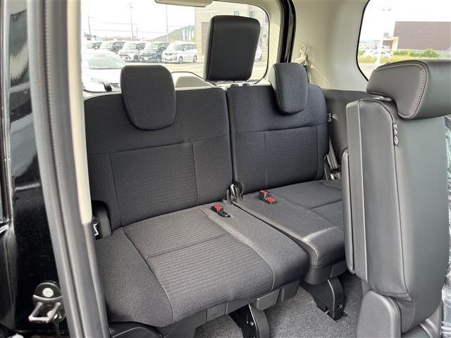 セレナ ハイウェイスターV Vセレクション 純正ナビ(フルセグ/BT/CD/DVD)/フリップダウン/レーダークルーズコントロール/プロパイロット/全方位/パドルシフト/BSM/コーナーセンサー/衝突軽減/両側パワスラ/後席サンシェード(16枚目)