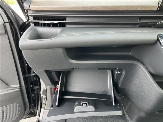 セレナ ハイウェイスターV Vセレクション 純正ナビ(フルセグ/BT/CD/DVD)/フリップダウン/レーダークルーズコントロール/プロパイロット/全方位/パドルシフト/BSM/コーナーセンサー/衝突軽減/両側パワスラ/後席サンシェード(27枚目)