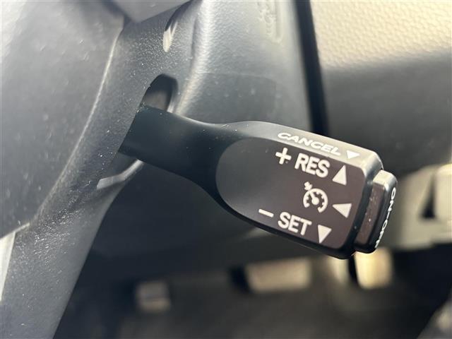 ルーミー カスタムG 純正ナビ(フルセグ/BT/CD/DVD)/クルーズコントロール/バックカメラ/コーナーセンサー/衝突軽減/レーンキープ/両側パワスラ/フォグランプ/LEDヘッドライト/ドラレコ/純正AW(11枚目)