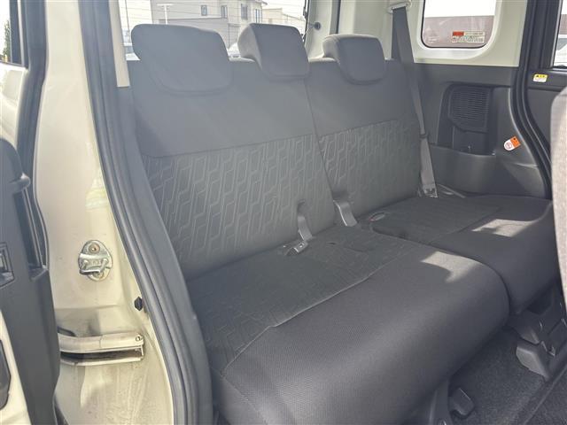 ルーミー カスタムG 純正ナビ(フルセグ/BT/CD/DVD)/クルーズコントロール/バックカメラ/コーナーセンサー/衝突軽減/レーンキープ/両側パワスラ/フォグランプ/LEDヘッドライト/ドラレコ/純正AW(18枚目)