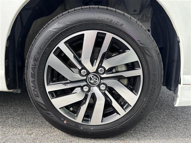 ルーミー カスタムG 純正ナビ(フルセグ/BT/CD/DVD)/クルーズコントロール/バックカメラ/コーナーセンサー/衝突軽減/レーンキープ/両側パワスラ/フォグランプ/LEDヘッドライト/ドラレコ/純正AW(20枚目)