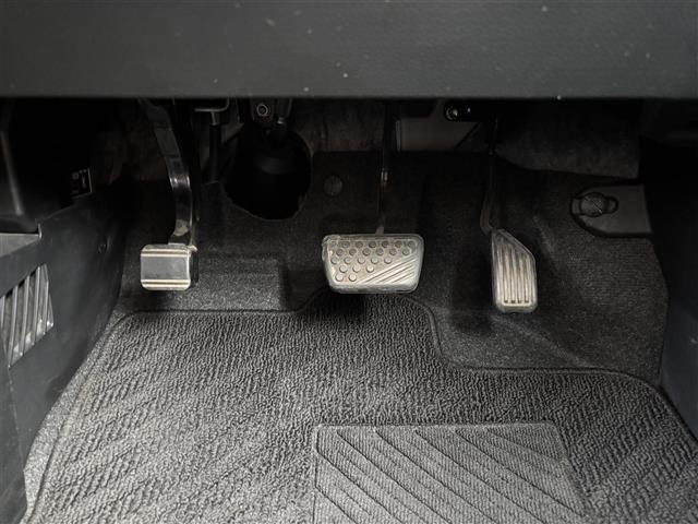 ルーミー カスタムG 純正ナビ(フルセグ/BT/CD/DVD)/クルーズコントロール/バックカメラ/コーナーセンサー/衝突軽減/レーンキープ/両側パワスラ/フォグランプ/LEDヘッドライト/ドラレコ/純正AW(34枚目)