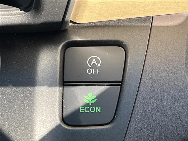 フリード G 純正ナビ バックカメラ 地デジ Cパッケージ ETC 両側パワースライドドア 純正15インチAW プッシュスタート ドアバイザー アイドリングストップ コンフォートビューパッケージ(8枚目)