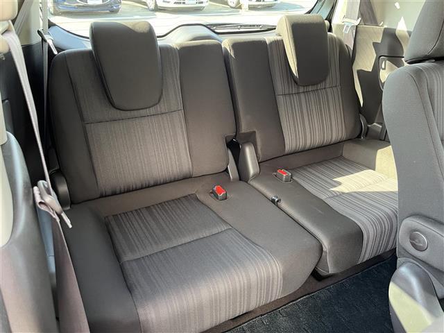 フリード G 純正ナビ バックカメラ 地デジ Cパッケージ ETC 両側パワースライドドア 純正15インチAW プッシュスタート ドアバイザー アイドリングストップ コンフォートビューパッケージ(16枚目)