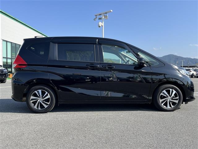 フリード G 純正ナビ バックカメラ 地デジ Cパッケージ ETC 両側パワースライドドア 純正15インチAW プッシュスタート ドアバイザー アイドリングストップ コンフォートビューパッケージ(37枚目)