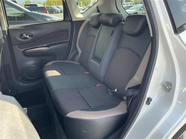 ノート e-パワー メダリスト 純正ナビ アラウンドビューモニター デジタルインナーミラー レーダークルーズコントロール ハーフレザーシート フルセグTV 前後ドライブレコーダー LEDヘッドライト 社外シフトレバー(34枚目)