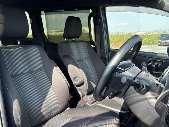 ヴォクシー ZS 煌II 純正9インチナビ フルセグTV バックカメラ フリップダウンモニター クルーズコントロール 両側パワースライドドア ビルトインETC 前後コーナーセンサー LEDヘッドライト 衝突被害軽減システム(14枚目)