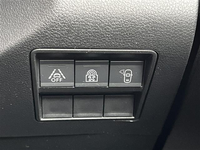 ベルランゴ ロング シャイン ブルーHDi XTR パック バック/サイドカメラ ドライブレコーダー ETC AAC 追従型クルーズコントロール コーナーセンサー LEDヘッドライト オートライト 両側スライドドア スタッドレスタイヤ付き 衝突被害軽減システム(7枚目)