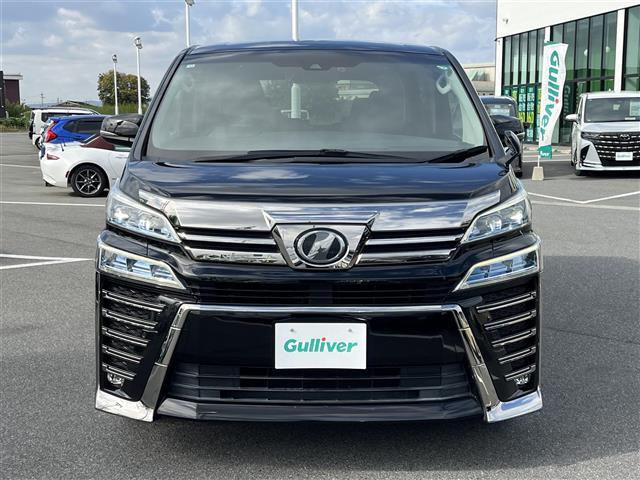 ヴェルファイア ２．５Ｚ　Ａエディション　純正９インチナビ（フルセグ／ＢＴ／ＣＤ／ＤＶＤ）／純正フリップダウン／レーダークルーズコントロール／バックカメラ／衝突軽減／コーナーセンサー／両側パワースライド／ドラレコ／ＥＴＣ／純正ＡＷ（18枚目）