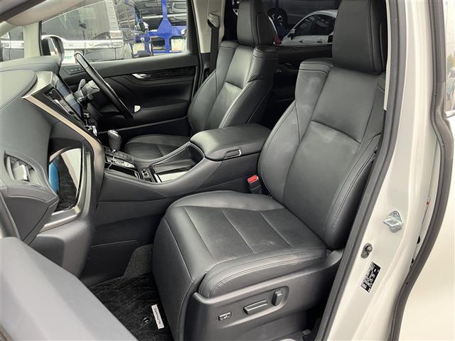 アルファード ２．５Ｓ　Ｃパッケージ　純正ディスプレイオーディオ（ＴＶ／ＢＴ／ＣＤ／ＤＶＤ）／フリップダウン／サンルーフ／レーダークルーズコントロール／バックカメラ／両側パワスラ／電動リア／レザーシート／パワーシート／シートヒーター（34枚目）