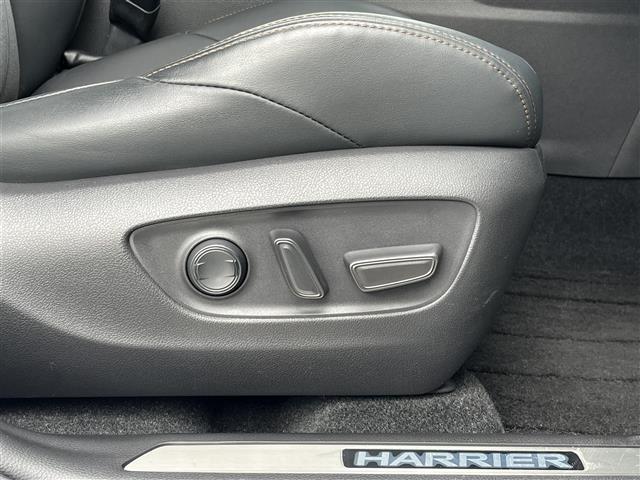 ハリアー Ｇ　純正８インチディスプレイオーディオ／レーダークルーズコントロール／バックカメラ／コーナーセンサー／衝突軽減／レーンキープ／電動リア／ハーフレザー／パワーシート／ドラレコ／ＥＴＣ２．０／純正ＡＷ（24枚目）