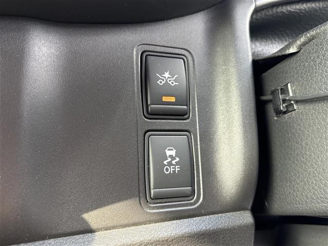 セレナ ハイウェイスターG 純正9インチナビ(フルセグ/BT/CD/DVD)/プロパイロット/全方位/コーナーセンサー/衝突軽減/レーンキープ/両側パワースライド/オートライト/LEDヘッドライト/ドラレコ/ETC/純正AW(23枚目)