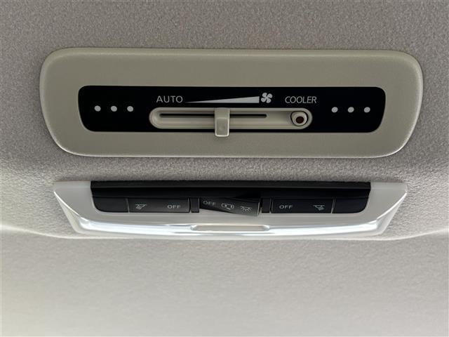 セレナ ハイウェイスターG 純正9インチナビ(フルセグ/BT/CD/DVD)/プロパイロット/全方位/コーナーセンサー/衝突軽減/レーンキープ/両側パワースライド/オートライト/LEDヘッドライト/ドラレコ/ETC/純正AW(27枚目)