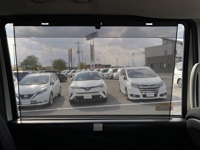 セレナ ハイウェイスターG 純正9インチナビ(フルセグ/BT/CD/DVD)/プロパイロット/全方位/コーナーセンサー/衝突軽減/レーンキープ/両側パワースライド/オートライト/LEDヘッドライト/ドラレコ/ETC/純正AW(28枚目)