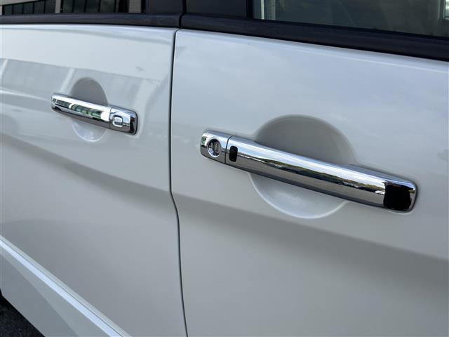 セレナ ハイウェイスターG 純正9インチナビ(フルセグ/BT/CD/DVD)/プロパイロット/全方位/コーナーセンサー/衝突軽減/レーンキープ/両側パワースライド/オートライト/LEDヘッドライト/ドラレコ/ETC/純正AW(37枚目)