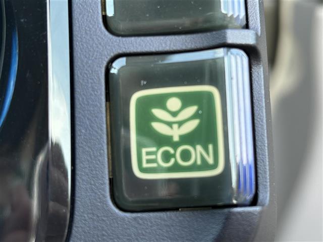 ＣＲ－Ｚ α　純正ホンダインターナビ　バックカメラ　地デジ　黒革調シートカバー　ビルトインＥＴＣ　パドルシフト　クルーズコントロール　スペアキー　フォグライト　革巻きステアリング　電動格納ミラー　ＳＰＯＲＴモード（12枚目）