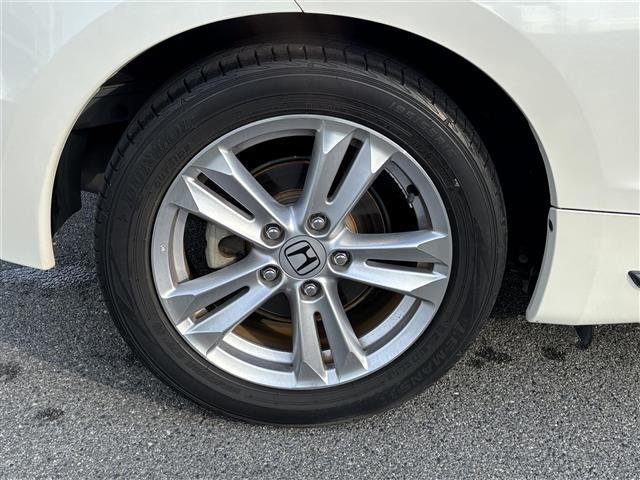 ＣＲ－Ｚ α　純正ホンダインターナビ　バックカメラ　地デジ　黒革調シートカバー　ビルトインＥＴＣ　パドルシフト　クルーズコントロール　スペアキー　フォグライト　革巻きステアリング　電動格納ミラー　ＳＰＯＲＴモード（17枚目）