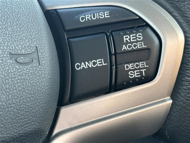 ＣＲ－Ｚ α　純正ホンダインターナビ　バックカメラ　地デジ　黒革調シートカバー　ビルトインＥＴＣ　パドルシフト　クルーズコントロール　スペアキー　フォグライト　革巻きステアリング　電動格納ミラー　ＳＰＯＲＴモード（23枚目）