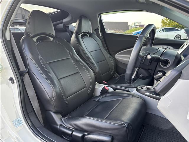 ＣＲ－Ｚ α　純正ホンダインターナビ　バックカメラ　地デジ　黒革調シートカバー　ビルトインＥＴＣ　パドルシフト　クルーズコントロール　スペアキー　フォグライト　革巻きステアリング　電動格納ミラー　ＳＰＯＲＴモード（29枚目）