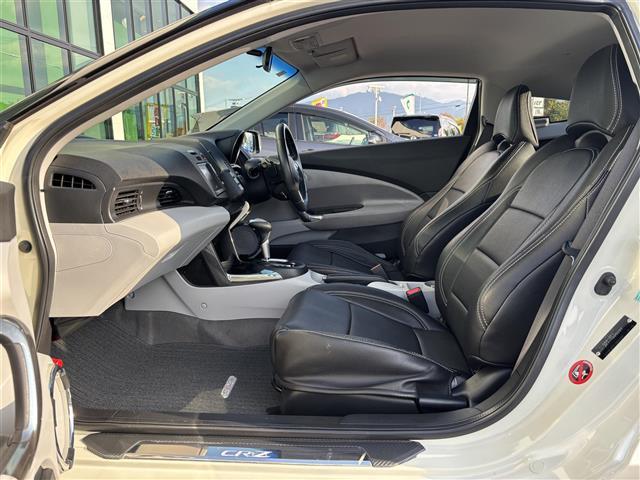 ＣＲ－Ｚ α　純正ホンダインターナビ　バックカメラ　地デジ　黒革調シートカバー　ビルトインＥＴＣ　パドルシフト　クルーズコントロール　スペアキー　フォグライト　革巻きステアリング　電動格納ミラー　ＳＰＯＲＴモード（31枚目）