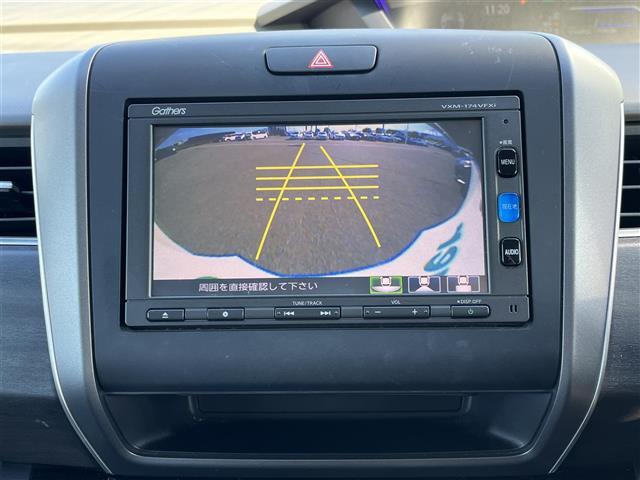 フリードハイブリッド ハイブリッド・ＥＸ　純正ナビ（フルセグ／ＢＴ／ＣＤ／ＤＶＤ）／レーダークルーズコントロール／バックカメラ／衝突軽減／レーンキープ／両側パワスラ／ハーフレザー／シートヒーター／後席サンシェード／前後ドラレコ／ＥＴＣ（3枚目）