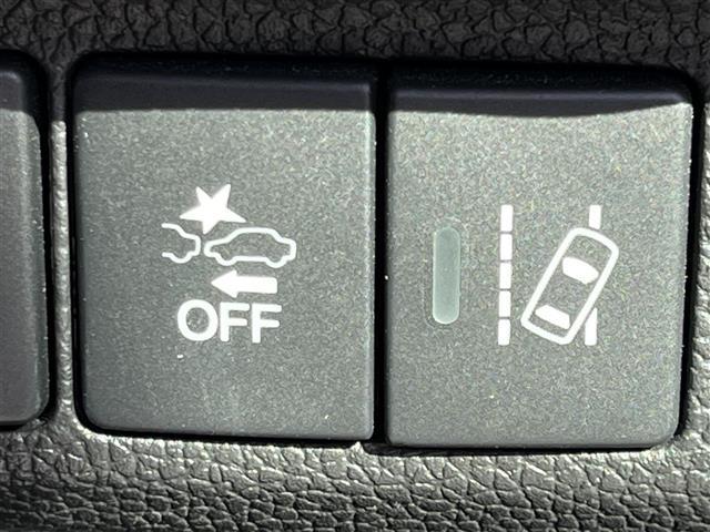 フリードハイブリッド ハイブリッド・ＥＸ　純正ナビ（フルセグ／ＢＴ／ＣＤ／ＤＶＤ）／レーダークルーズコントロール／バックカメラ／衝突軽減／レーンキープ／両側パワスラ／ハーフレザー／シートヒーター／後席サンシェード／前後ドラレコ／ＥＴＣ（9枚目）