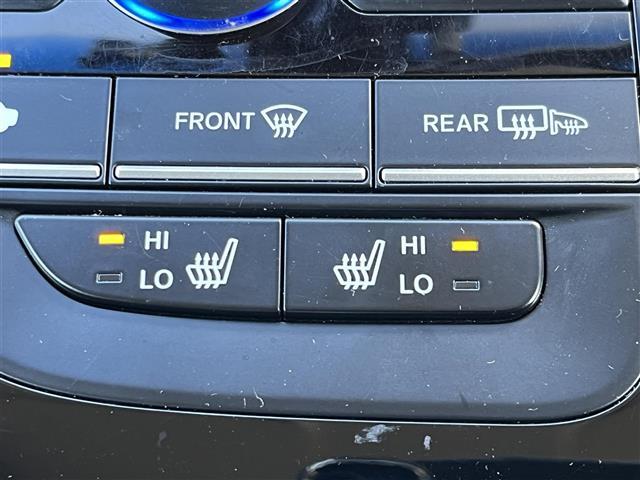 フリードハイブリッド ハイブリッド・ＥＸ　純正ナビ（フルセグ／ＢＴ／ＣＤ／ＤＶＤ）／レーダークルーズコントロール／バックカメラ／衝突軽減／レーンキープ／両側パワスラ／ハーフレザー／シートヒーター／後席サンシェード／前後ドラレコ／ＥＴＣ（10枚目）