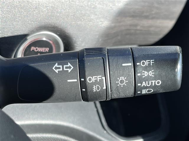 フリードハイブリッド ハイブリッド・ＥＸ　純正ナビ（フルセグ／ＢＴ／ＣＤ／ＤＶＤ）／レーダークルーズコントロール／バックカメラ／衝突軽減／レーンキープ／両側パワスラ／ハーフレザー／シートヒーター／後席サンシェード／前後ドラレコ／ＥＴＣ（13枚目）