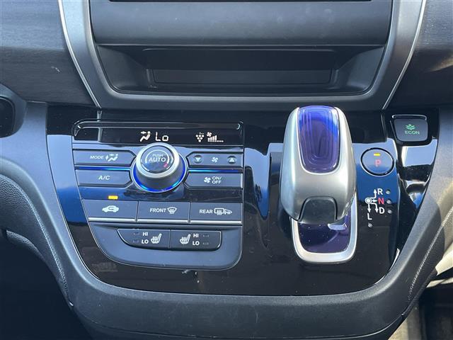 フリードハイブリッド ハイブリッド・ＥＸ　純正ナビ（フルセグ／ＢＴ／ＣＤ／ＤＶＤ）／レーダークルーズコントロール／バックカメラ／衝突軽減／レーンキープ／両側パワスラ／ハーフレザー／シートヒーター／後席サンシェード／前後ドラレコ／ＥＴＣ（28枚目）