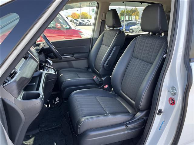 フリードハイブリッド ハイブリッド・ＥＸ　純正ナビ（フルセグ／ＢＴ／ＣＤ／ＤＶＤ）／レーダークルーズコントロール／バックカメラ／衝突軽減／レーンキープ／両側パワスラ／ハーフレザー／シートヒーター／後席サンシェード／前後ドラレコ／ＥＴＣ（34枚目）