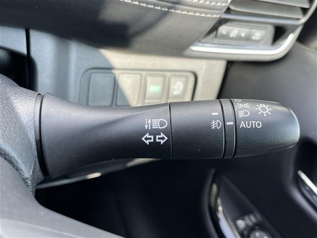 セレナ ハイウェイスターＧ　純正９インチナビ（フルセグ／ＢＴ／ＣＤ／ＤＶＤ）／フリップダウン／プロパイロット／全方位／コーナーセンサー／衝突軽減／レーンキープ／パーキングアシスト／両側パワスラ／後席サンシェード（11枚目）