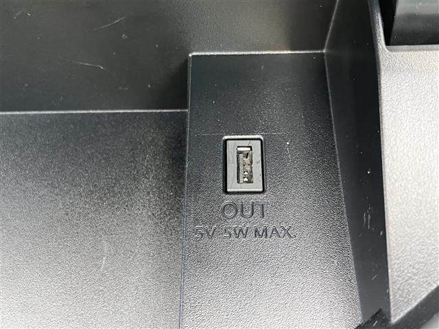 セレナ ハイウェイスターＧ　純正９インチナビ（フルセグ／ＢＴ／ＣＤ／ＤＶＤ）／フリップダウン／プロパイロット／全方位／コーナーセンサー／衝突軽減／レーンキープ／パーキングアシスト／両側パワスラ／後席サンシェード（26枚目）