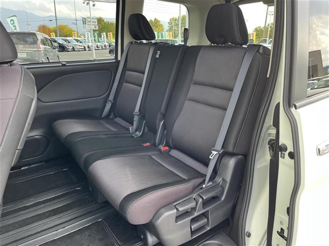 セレナ ハイウェイスターＧ　純正９インチナビ（フルセグ／ＢＴ／ＣＤ／ＤＶＤ）／フリップダウン／プロパイロット／全方位／コーナーセンサー／衝突軽減／レーンキープ／パーキングアシスト／両側パワスラ／後席サンシェード（35枚目）