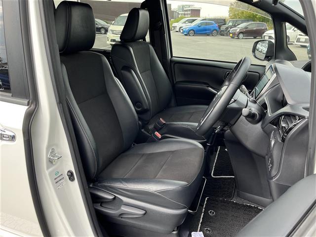 ノア Ｓｉ　ダブルバイビー　モデリスタ／純正１０インチナビ（フルセグ／ＢＴ／ＣＤ／ＤＶＤ）／１２インチフリップダウン／レーダークルーズコントロール／バックカメラ／衝突軽減／両側パワスラ／ハーフレザー／ドラレコ／ＥＴＣ２．０（14枚目）