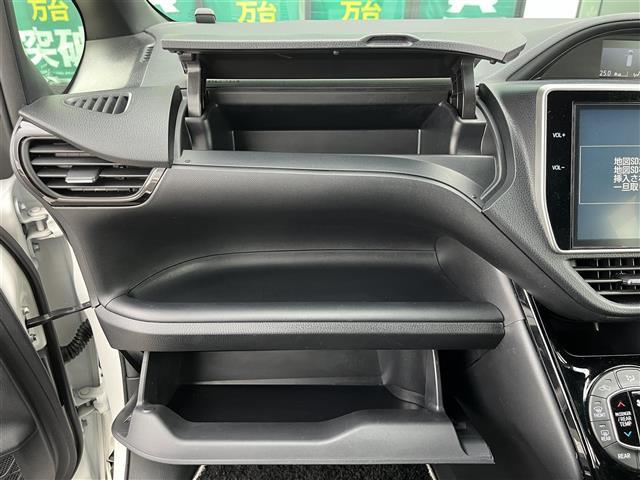 ノア Ｓｉ　ダブルバイビー　モデリスタ／純正１０インチナビ（フルセグ／ＢＴ／ＣＤ／ＤＶＤ）／１２インチフリップダウン／レーダークルーズコントロール／バックカメラ／衝突軽減／両側パワスラ／ハーフレザー／ドラレコ／ＥＴＣ２．０（29枚目）