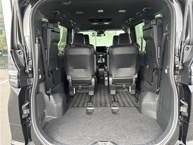 ヴォクシー Ｓ－Ｚ　純正１０．５インチディスプレイオーディオ（ＴＶ／ＢＴ）／フリップダウン／レーダークルーズコントロール／バックカメラ／コーナーセンサー／両側パワスラ／ハーフレザー／シートヒーター／ドラレコ／純正ＡＷ（31枚目）
