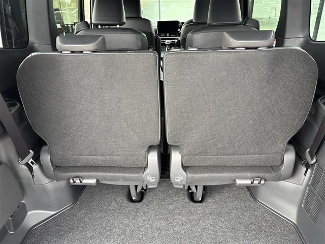 ヴォクシー Ｓ－Ｚ　純正１０．５インチディスプレイオーディオ（ＴＶ／ＢＴ）／フリップダウン／レーダークルーズコントロール／バックカメラ／コーナーセンサー／両側パワスラ／ハーフレザー／シートヒーター／ドラレコ／純正ＡＷ（32枚目）